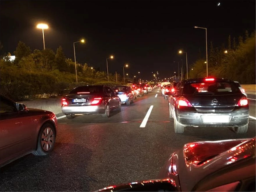 Μετ’ εμποδίων η κίνηση στην Αθήνα μετά τον Μαραθώνιο – Μεγάλες καθυστερήσεις στον Κηφισό
